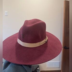 Women's Wide Brim Fedora Hat in Burgundy with Tan Band